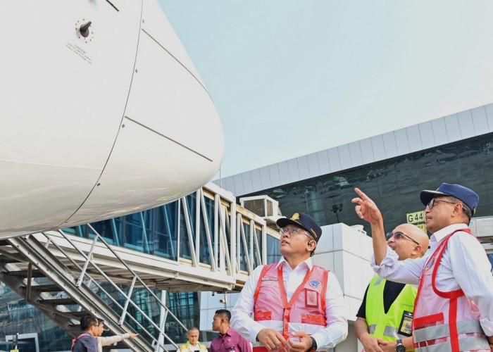 Jumlah Penumpang di Bandara Soetta Meningkat 18%, Menhub Budi Karya : Ekonomi Masyarakat Semakin Baik