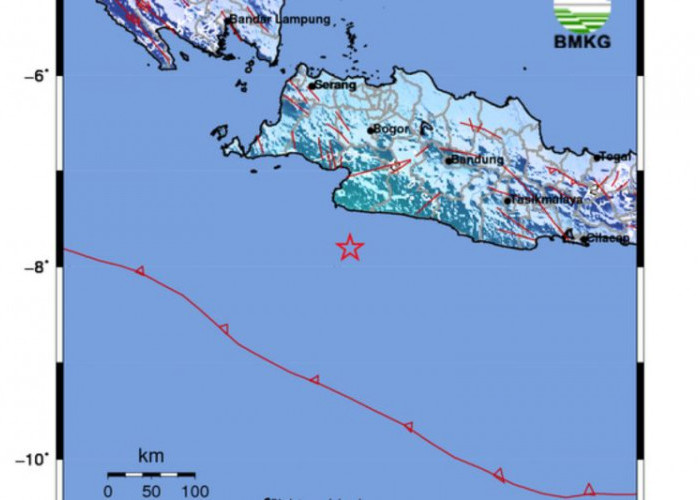 Breaking News! Gempa Bumi Magnitudo 5,3 Guncang Sukabumi, Warga Panik