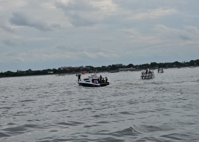 Tak Miliki Izin Dasar KKPRL, Proyek Pagar Laut Misterius di Pesisir Tangerang Disegel