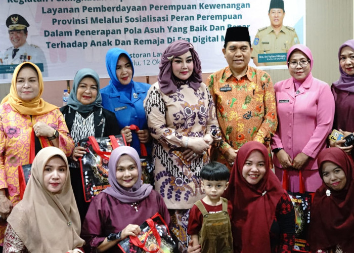 Orang tua  Berperan  Menentukan Pola Asuh Anak, Pemprov Bengkulu Apreasi Tenaga Sosial TKSK 