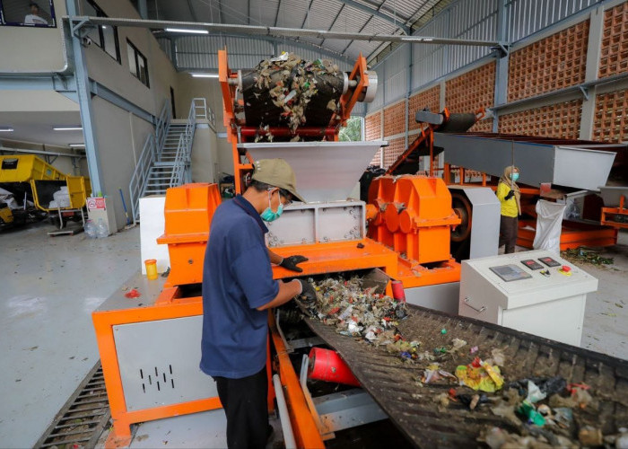 TPST Tegallega Ubah Sampah Jadi Bahan Bakar Industri Semen 