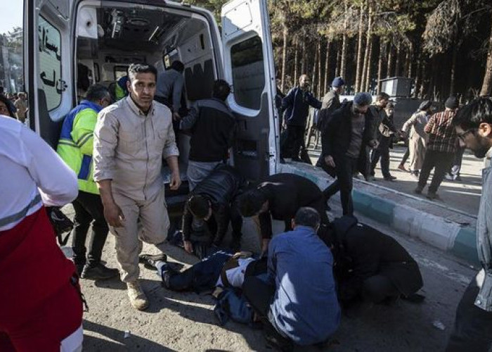 Iran Tangkap 11 Tersangka Ledakan Bom ISIS di Kerman