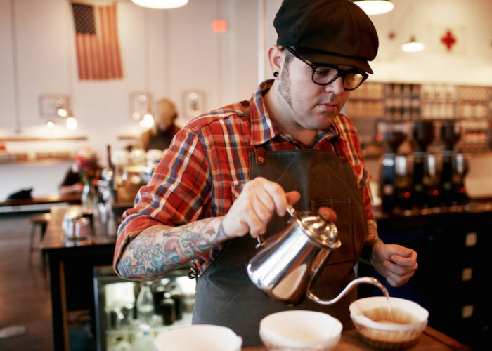 Berikut 5 Aturan Barista Dalam Berkerja di Kedai Kopi