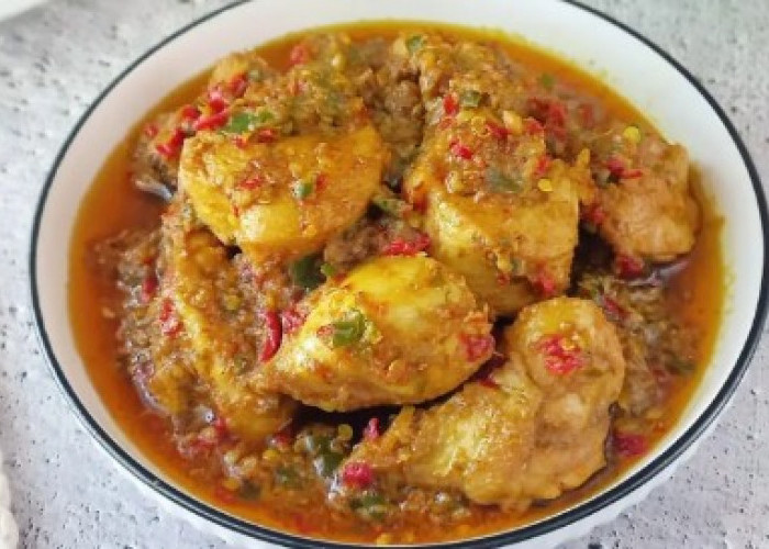 Mencicipi Keunikan Resep Ayam Nyat Nyat Khas Bali ala Martin Praja