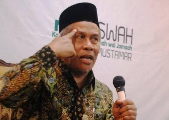 Sepenggal Kisah Hidup KH Marzuki Mustamar Mantan Ketua PWNU Jatim  