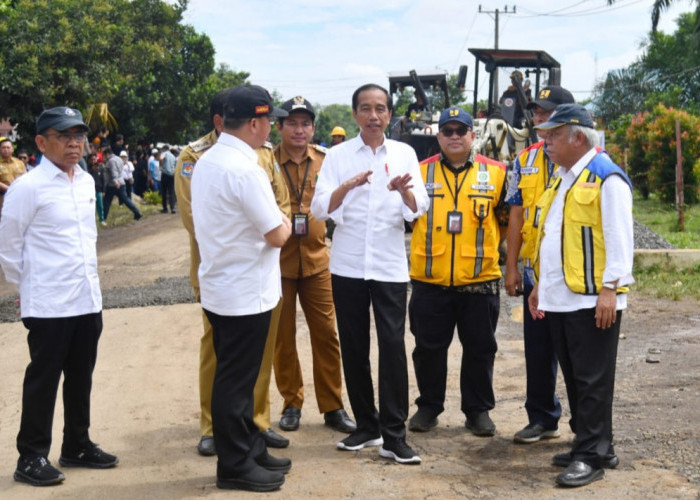  Jokowi Sebut Besarnya Dana Inpres Untuk Lampung Berkat Peran Gubernur