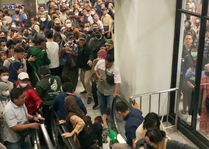 KCI Meminta Maaf dan Tutup Eskalator Stasiun Manggarai yang Bikin Banyak Penumpang Jatuh
