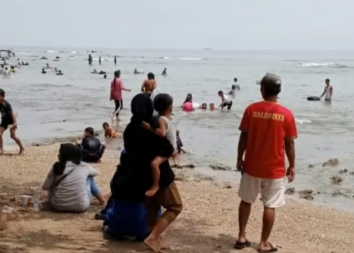 Sesak Nafas saat Main Ombak di Pantai Carita, Wisatawan Asal Depok Meninggal Dunia