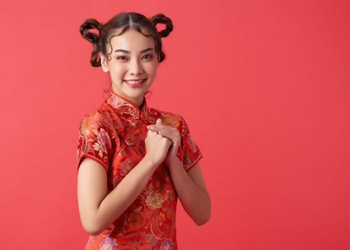 7 Ide Outfit Imlek yang Bikin Kamu Tampil Beda, Mempesona di Tahun Baru China 2025