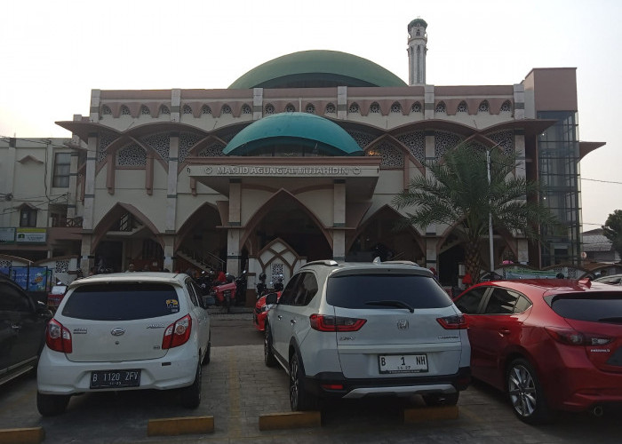 Lebih Meriah, Intip Keunikan Aktivitas di Masjid Agung Al Mujahidin Selam Ramadan 1445 H