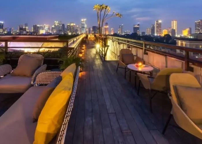 7 Cafe Rooftop di Jakarta dengan View Kota yang Mengagumkan, Sungguh Surga Tersembunyi!