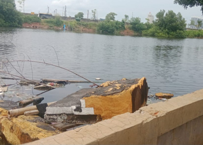 Geger! Nelayan Temukan Mayat Pria di Pelabuhan Muara Baru saat Jaring Ikan: Sempat Dikira Sampah 