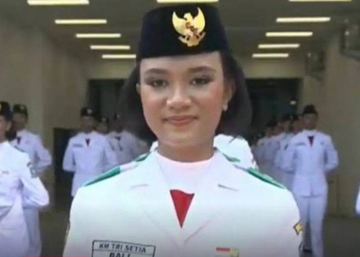 Profil dan Biodata Ni Komang Tri Setia, Pembawa Baki Upacara Penurunan Bendera HUT RI Ke-79 di IKN