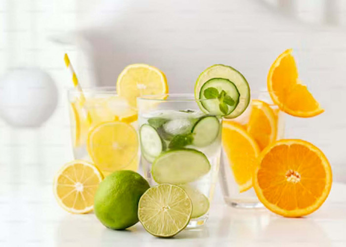  Manfaat Infused Water Lemon, Menyegarkan dan Menguntungkan untuk Kesehatan Anda