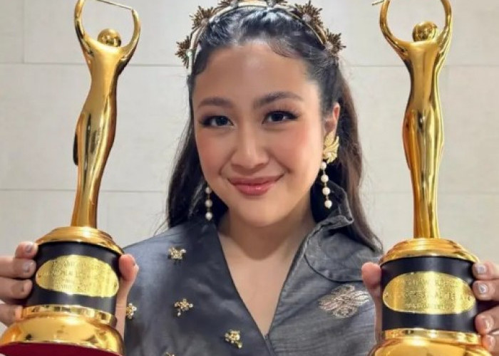 Sherina Munaf Curi Perhatian di Puncak AMI Awards 2024, Dua Penghargaan Dibawa Pulang