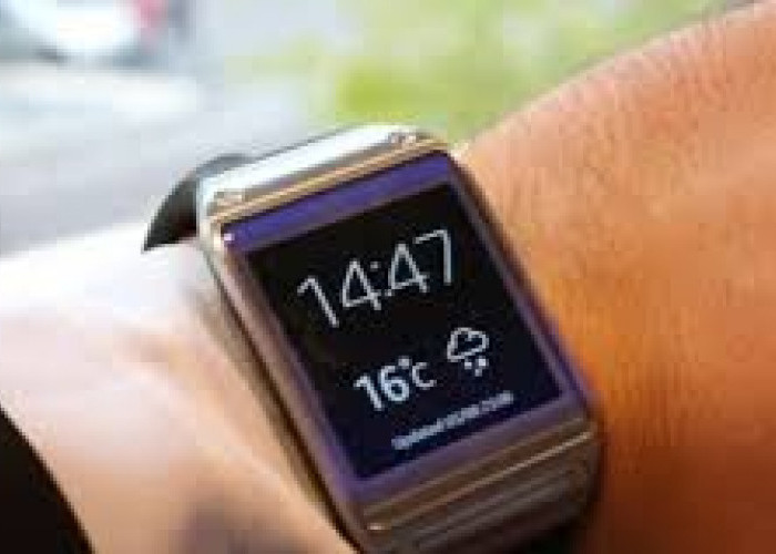 Bocoran Fitur Smartwatch Layar Persegi Samsung