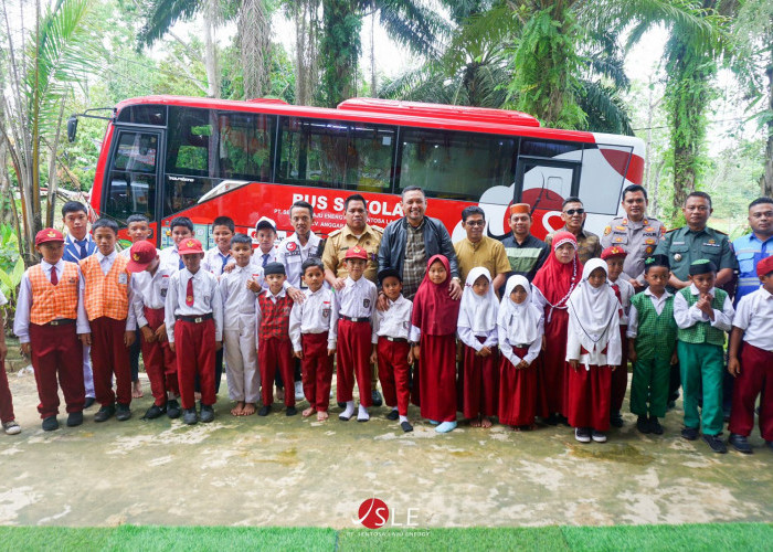 Peduli Pendidikan, 3 Perusahaan Ini Berikan Bantuan Bus Sekolah untuk Warga Desa Batuah