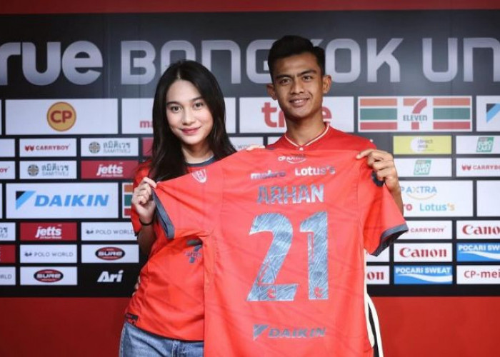 Azizah Salsha Temani Pratama Arhan Teken Kontrak Baru Gabung ke Klub Bangkok United 