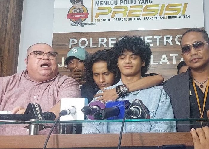 Razman Nasution Tantang Nikita Mirzani Datang ke Polres Jaksel untuk Tendang Vadel Badjideh