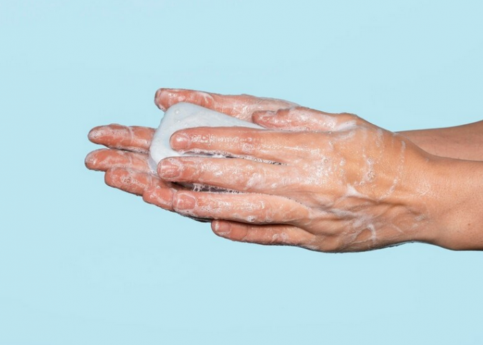 Soal Cuci Tangan Mana yang Lebih Jorok, Laki-Laki atau Perempuan?