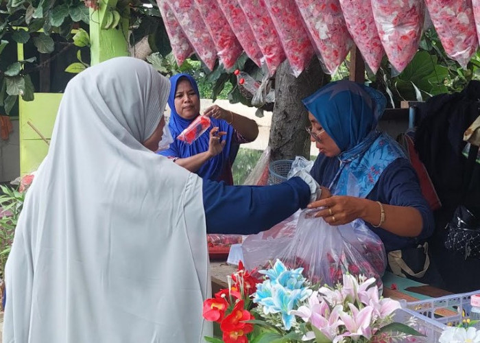 Fantastis! Penjual Bunga TPU Semper Kecipratan Untung saat Lebaran, Omset hingga 10 Kali Lipat
