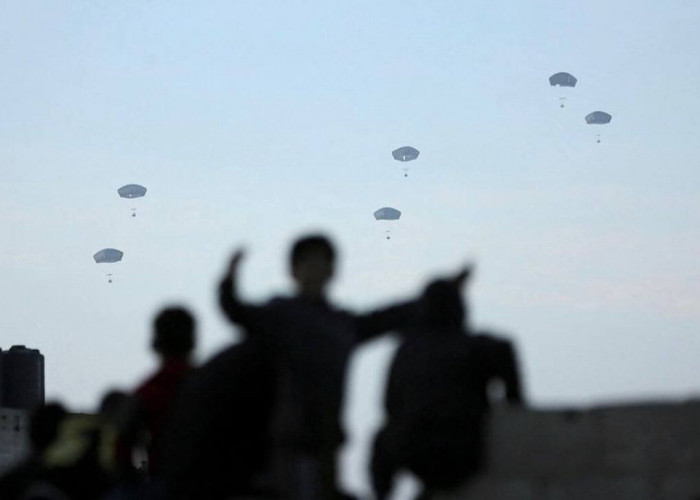 Terkuak! Ternyata Ini Alasan Jokowi Kirim Bantuan ke Warga Gaza Melalui Jalur Udara
