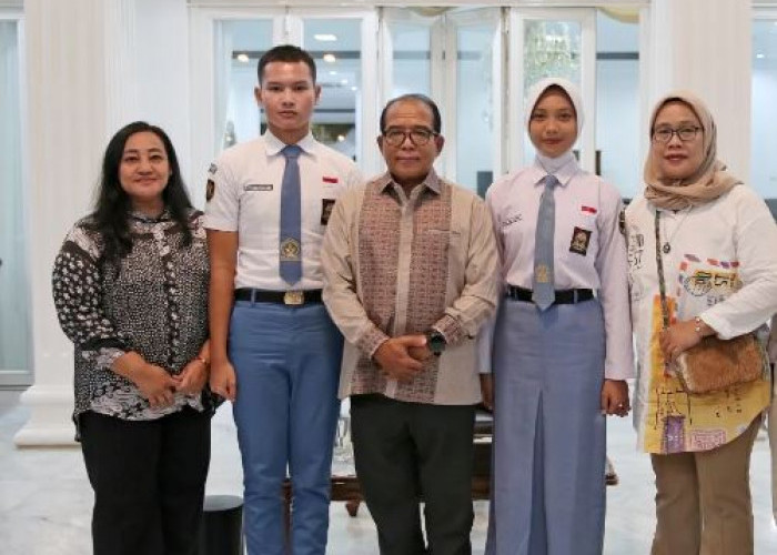 Gubernur Lampung Sambut Alvin Febian Siagian dan Mutia Al Vanie Sebagai Anggota Baru Paskibraka 