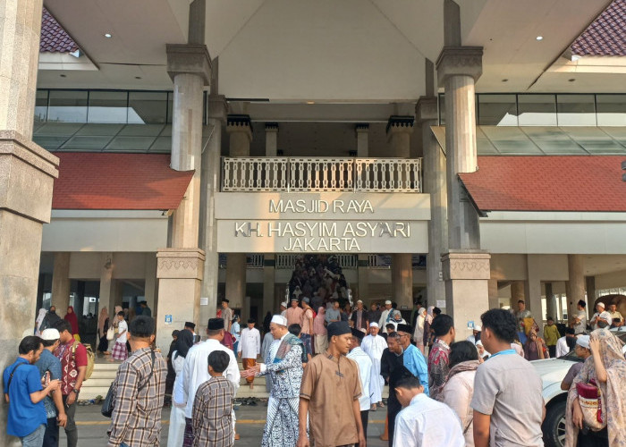 Cuaca Cerah Iringi Shalat Ied Adha di Masjid Raya KH Hasyim Asyari