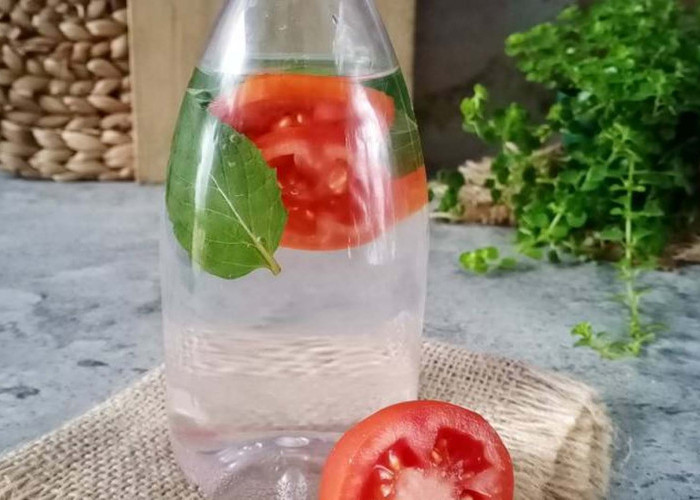 Infused Water Tomat : Mendetoksifikasi Tubuh Dari Racun