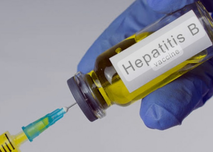 Kemenkes Berikan Imunisasi Hepatitis B Gratis pada Nakes