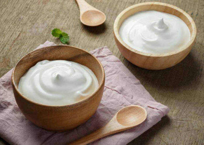 6 Manfaat Serta Efek Samping Mengkonsumsi Yoghurt Secara Rutin yang Perlu Diketahui, Apa Saja Sih?