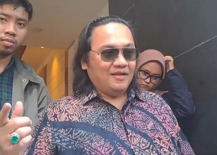 Diam-Diam Denny Sumargo Beri Bantuan Rp300 Juta ke Agus Salim, Farhat Abbas: Indikasi Suap 