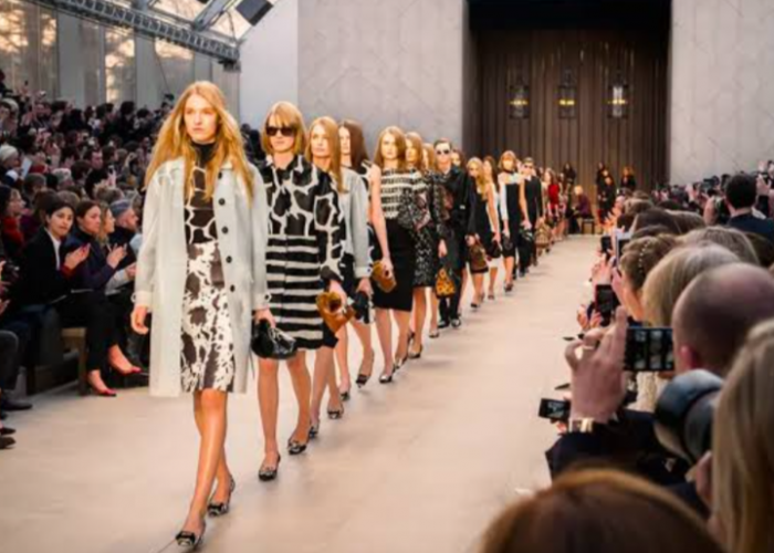 London Fashion Week Larang Penggunaan Bulu dan Kulit Hewan di Fashion Show