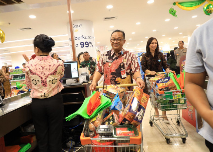 Pembukaan Diamond Supermarket, Pj Wali Kota Bekasi Sampaikan Pertumbuhan Ekonomi Meroket