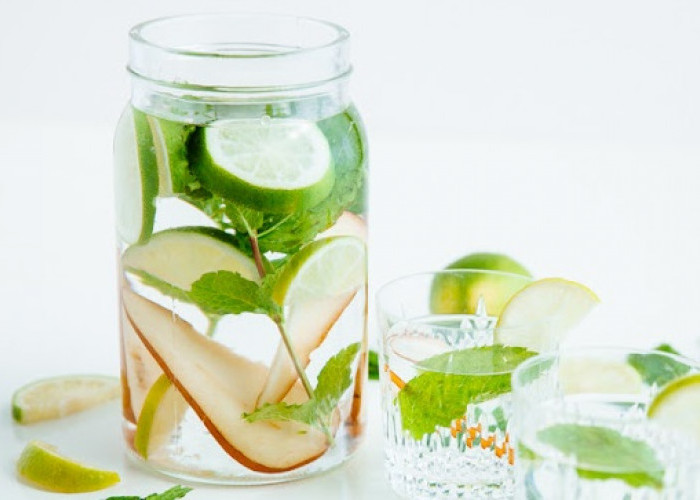 7 Manfaat Infused Water Buah Pear: Tingkatkan Sistem Imun dan Cegah Diabetes