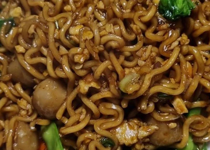 Cara Mudah Buat Sendiri Mie Goreng Spesial Rasa Restoran, Yuk Cari Tahu Apa Saja Bumbunya 