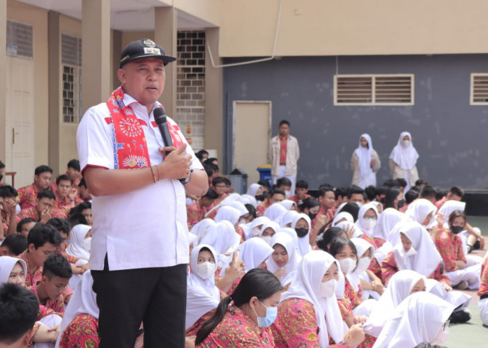 Plt. Wali Kota Bekasi Tri Adhianto Kenalkan Program Konseling Remaja PIK-R di Sosialisasi Wawasan Kebangsaan