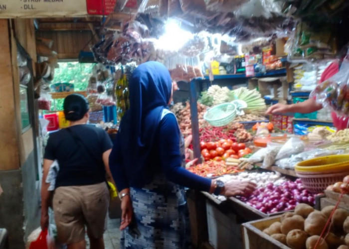 Harga Cabai Bawang dan Telur Turun, Beras Masih Tinggi