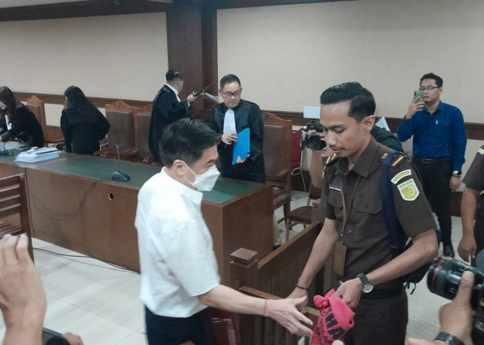 Crazy Rich Surabaya Budi Said Didakwa Rugikan Negara hingga Rp1,1 Triliun Terkait Dugaan Korupsi Emas Antam 